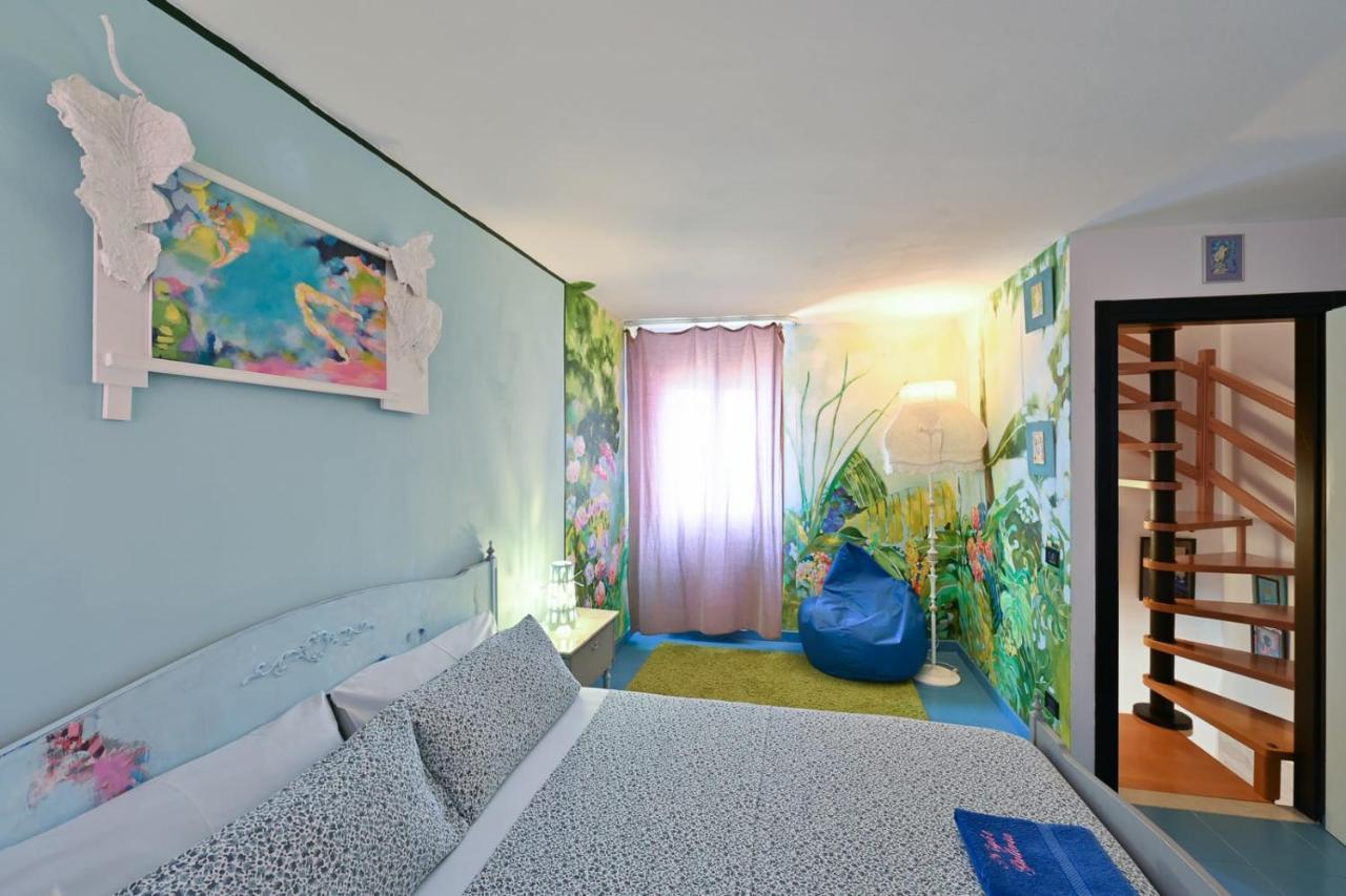 Night Galleria Holiday Home - Bed & Art In Burano - The Pink House Kültér fotó
